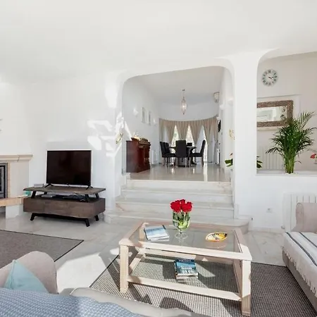 Vale Do Garrao Sleeps 8 Pool Air Con Wifi فيلة