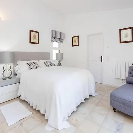 Vale Do Garrao Sleeps 8 Pool Air Con Wifi Villa Vale do Lobo